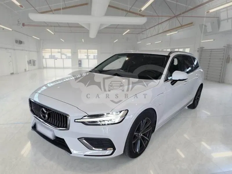Volvo V60 T6 2021