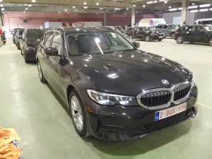BMW 3 Series Touring 318i 2022