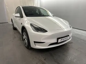 Tesla Model Y 60 kWh 2023