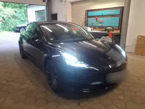 Tesla Model 3 Long Range Performance 2022