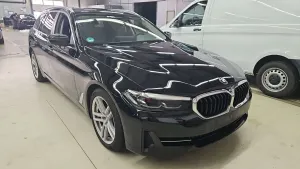 BMW 5 Series Touring 530e 2021