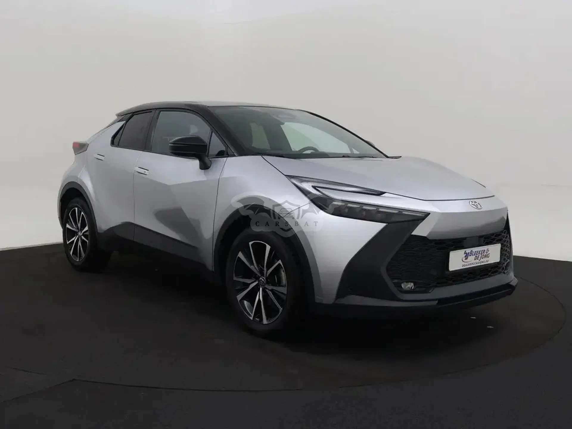 Toyota C-HR 1.8 Bi-Tone 2024