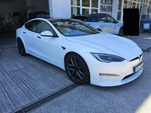 Tesla Model S 100 100 kWh 2023