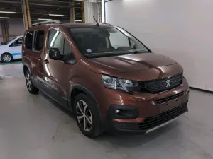 Peugeot Rifter Long 1.2i GT 2022