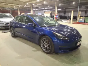Tesla Model 3 Long Range 75 kWh 2021