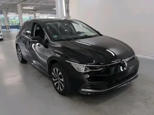 Volkswagen Golf 1.0 eTSI Active 2021