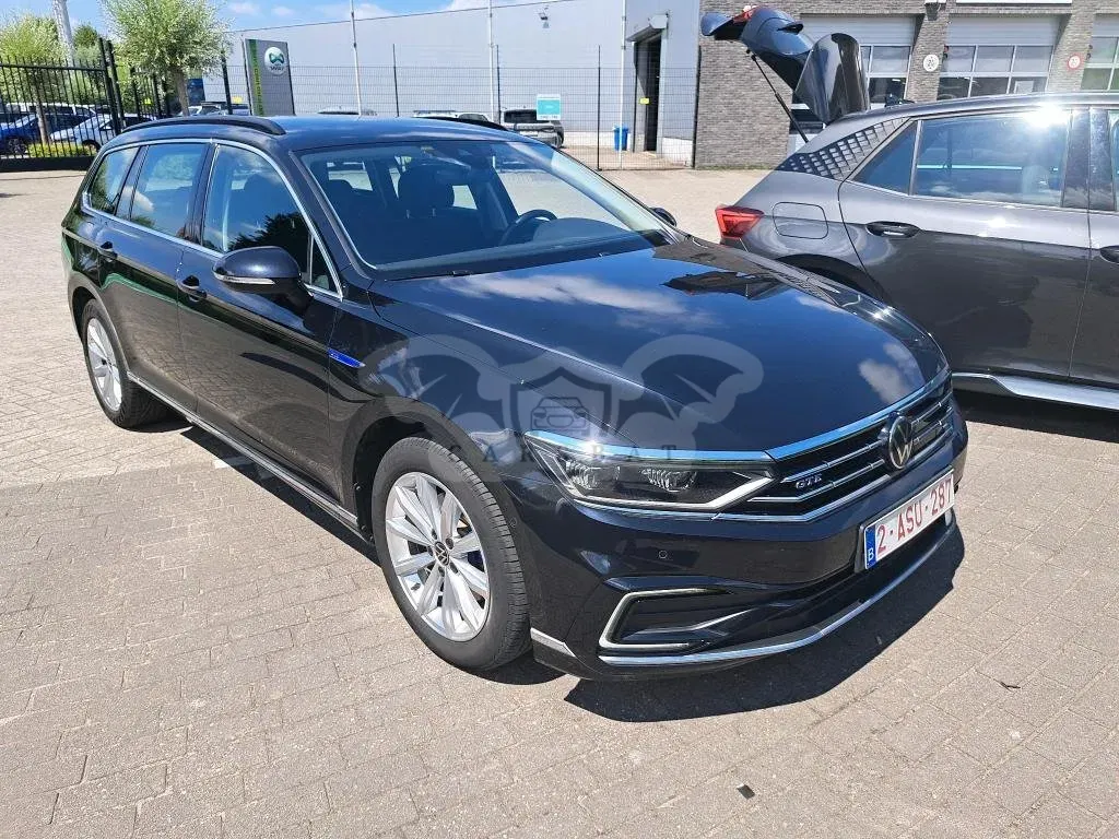 Volkswagen Passat Variant GTE 1.4 TSI Business 2021