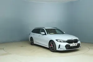BMW 3 Series Touring 320i M Sport 2025