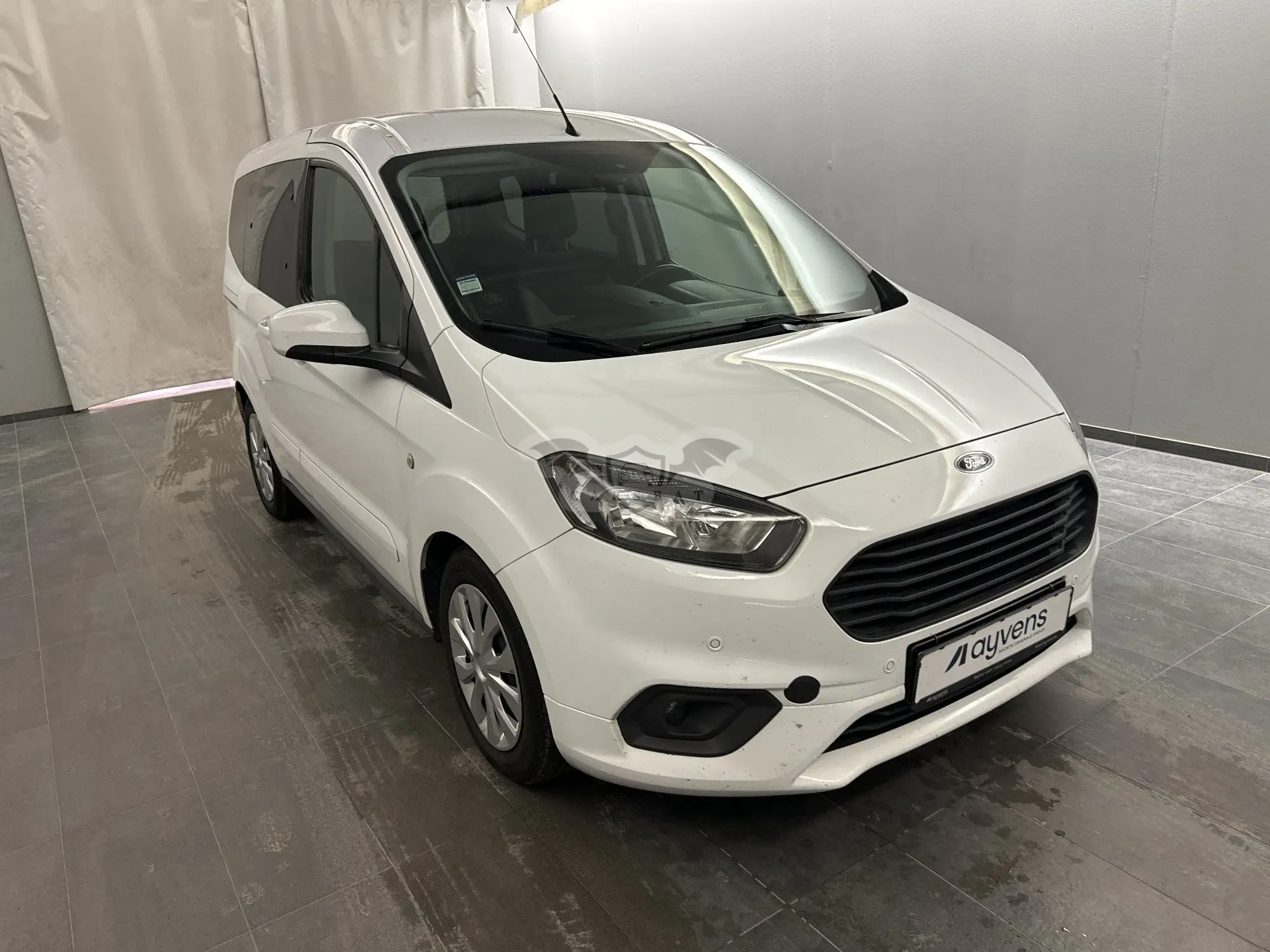 Ford Tourneo Courier Courier 1.5 TDCI 2022