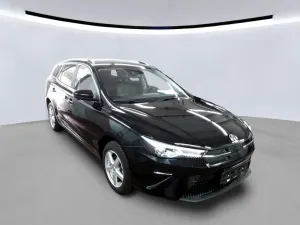 MG MG5 Luxury 2023