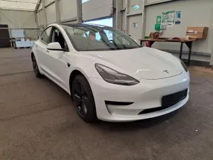 Tesla Model 3 60 kWh 2023