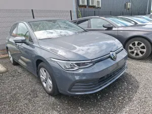 Volkswagen Golf 1.0 eTSI Life Business 2023