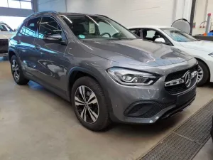 Mercedes-Benz GLA 200 progressive 2022