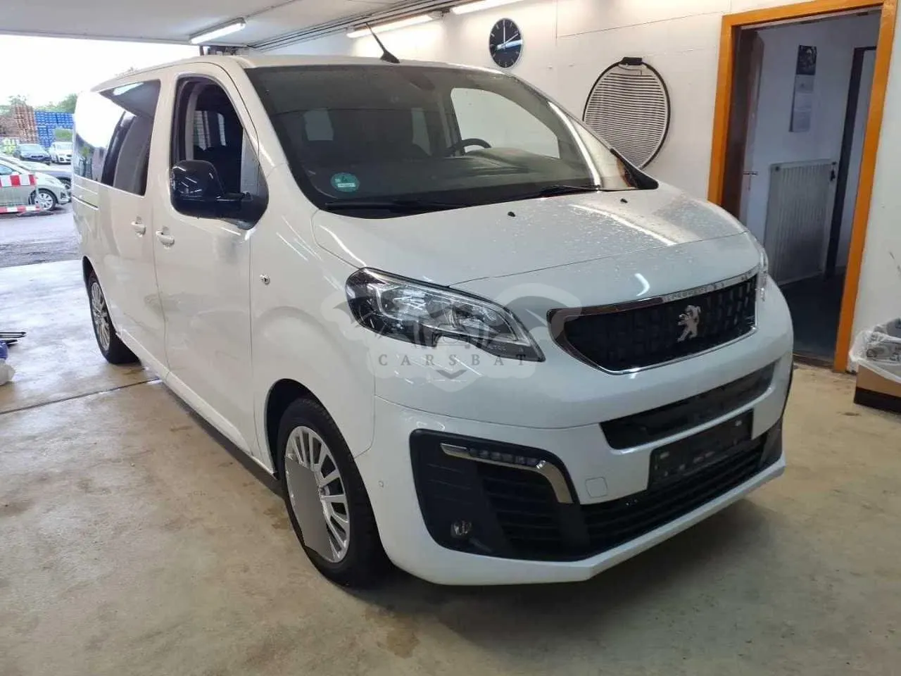 Peugeot Traveller L2 L2 (75kWh) Business 2021