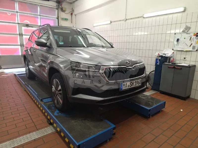 Skoda Karoq 1.0 TSI Tour 2023