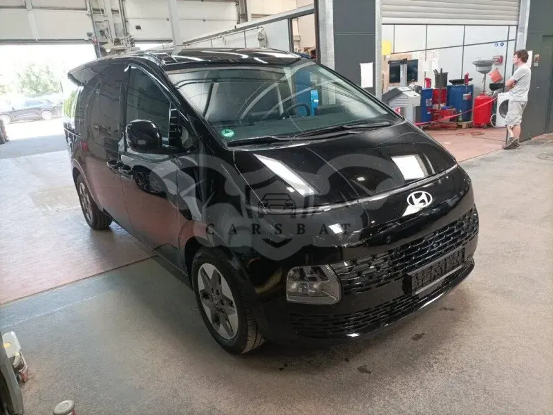 Hyundai Staria 1.6 Prime 2025