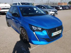 Peugeot 208 1.2i Allure 2023