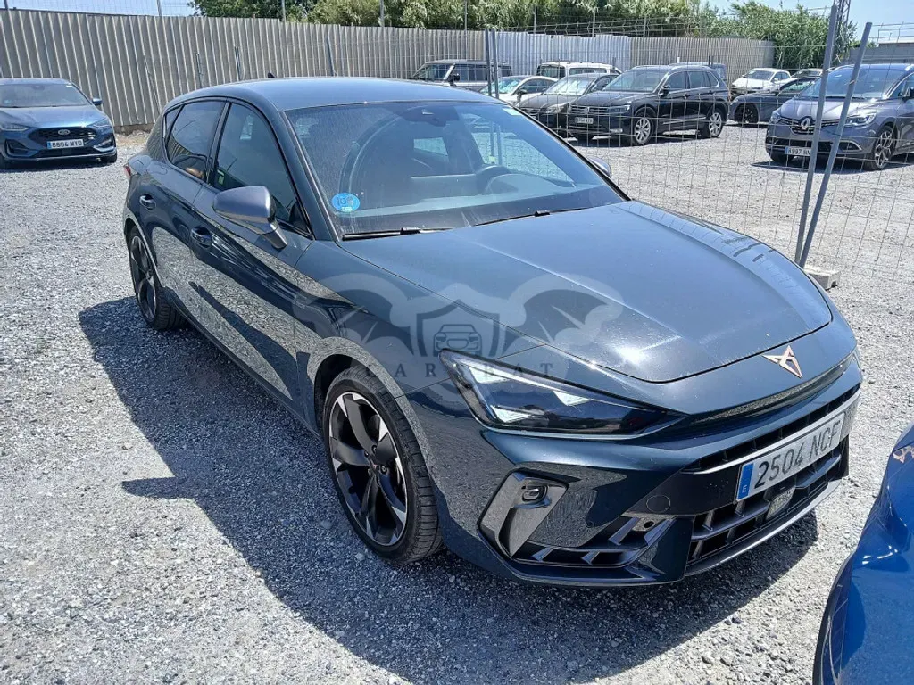 Cupra Leon 1.5 e-Hybrid Business 2025