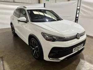 Volkswagen Tiguan 1.5 eTSI R-Line 2024