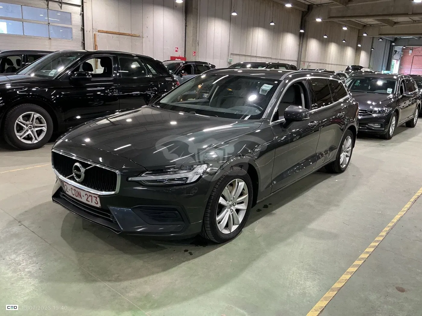 Volvo V60 2.0 B4 Momentum Pro 2022