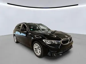 BMW 3 Series Touring 320d 2021