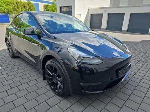 Tesla Model Y Long Range 2023