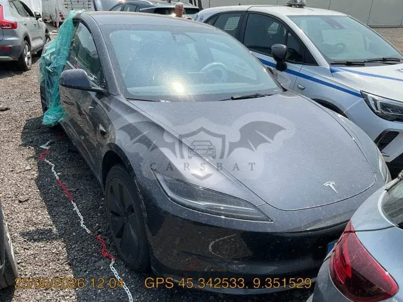 Tesla Model 3 Long Range 75 kWh 2025