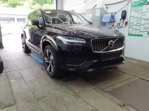 Volvo XC90 B5 Momentum Pro 2021