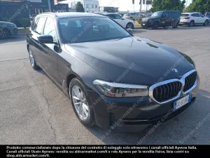 BMW 5 Series Touring 520d Business 2022
