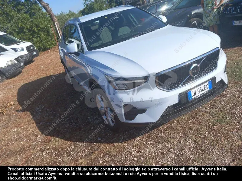 Volvo XC40 B3 Core 2024