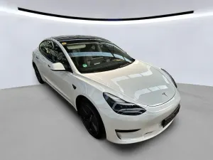 Tesla Model 3 60 kWh 2023