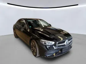 Mercedes-Benz C 300e 2023