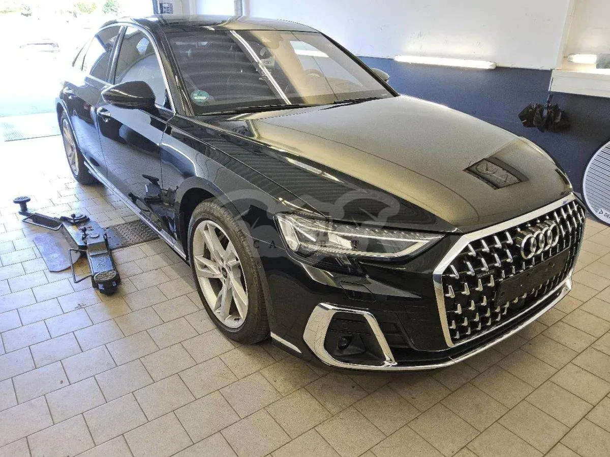 Audi A8 55 TFSI 2022