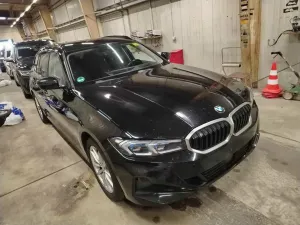 BMW 3 Series Touring 318d 2023