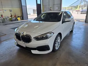 BMW 1 Series 118d Advantage 2022