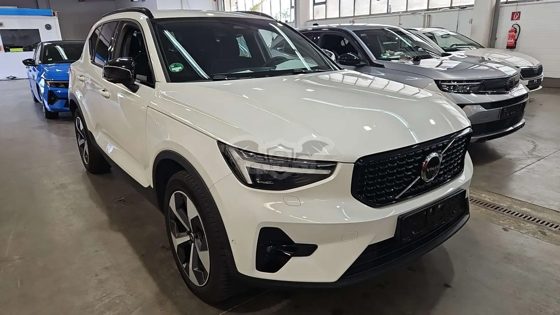 Volvo XC40 B3 Plus Dark 2025