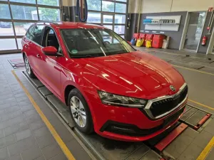 Skoda Octavia Combi 2.0 TDI Ambition 2023