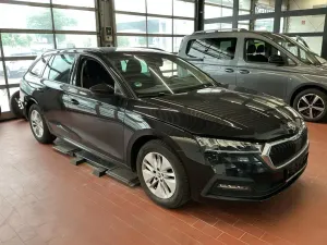 Skoda Octavia Combi 2.0 TDI Ambition 2023