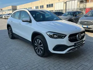 Mercedes-Benz GLA 180d Sport 2022