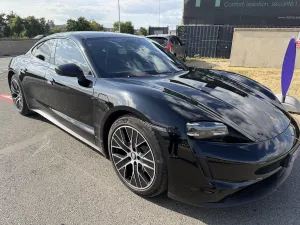 Porsche Taycan 79 kWh 2022