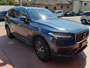 Volvo XC90 B5 Momentum Pro 2022