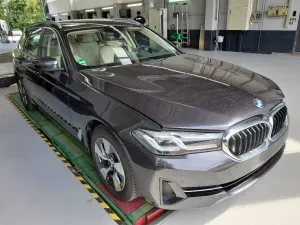 BMW 5 Series Touring 520d 2022