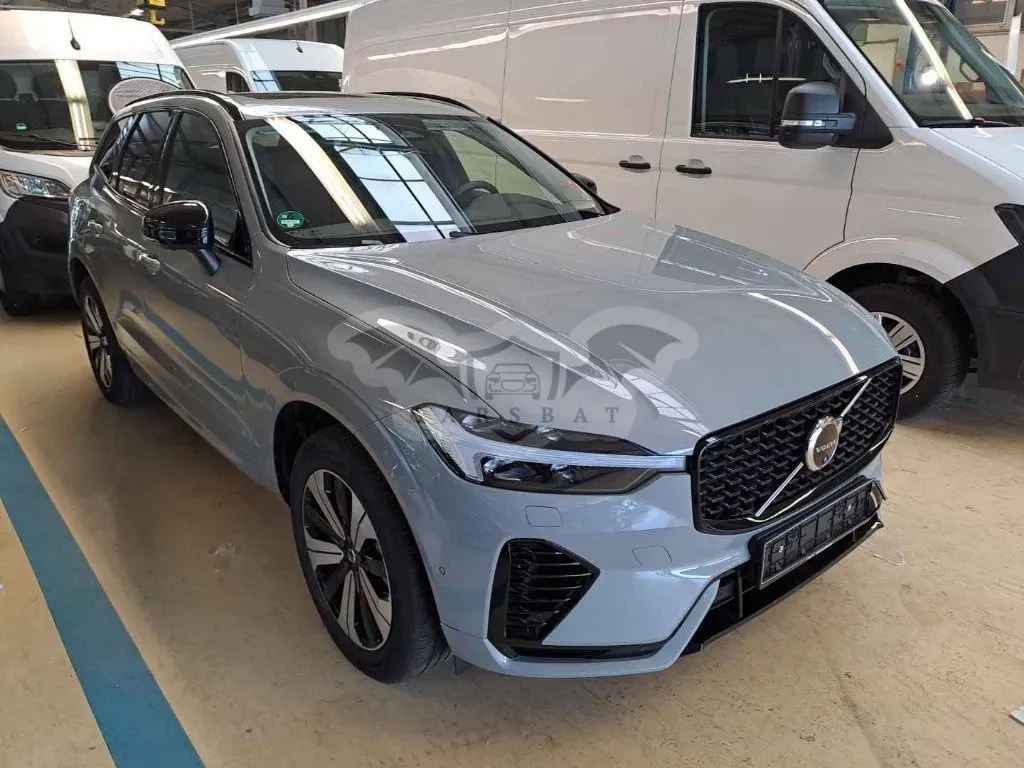 Volvo XC60 T8 Plus Dark 2025