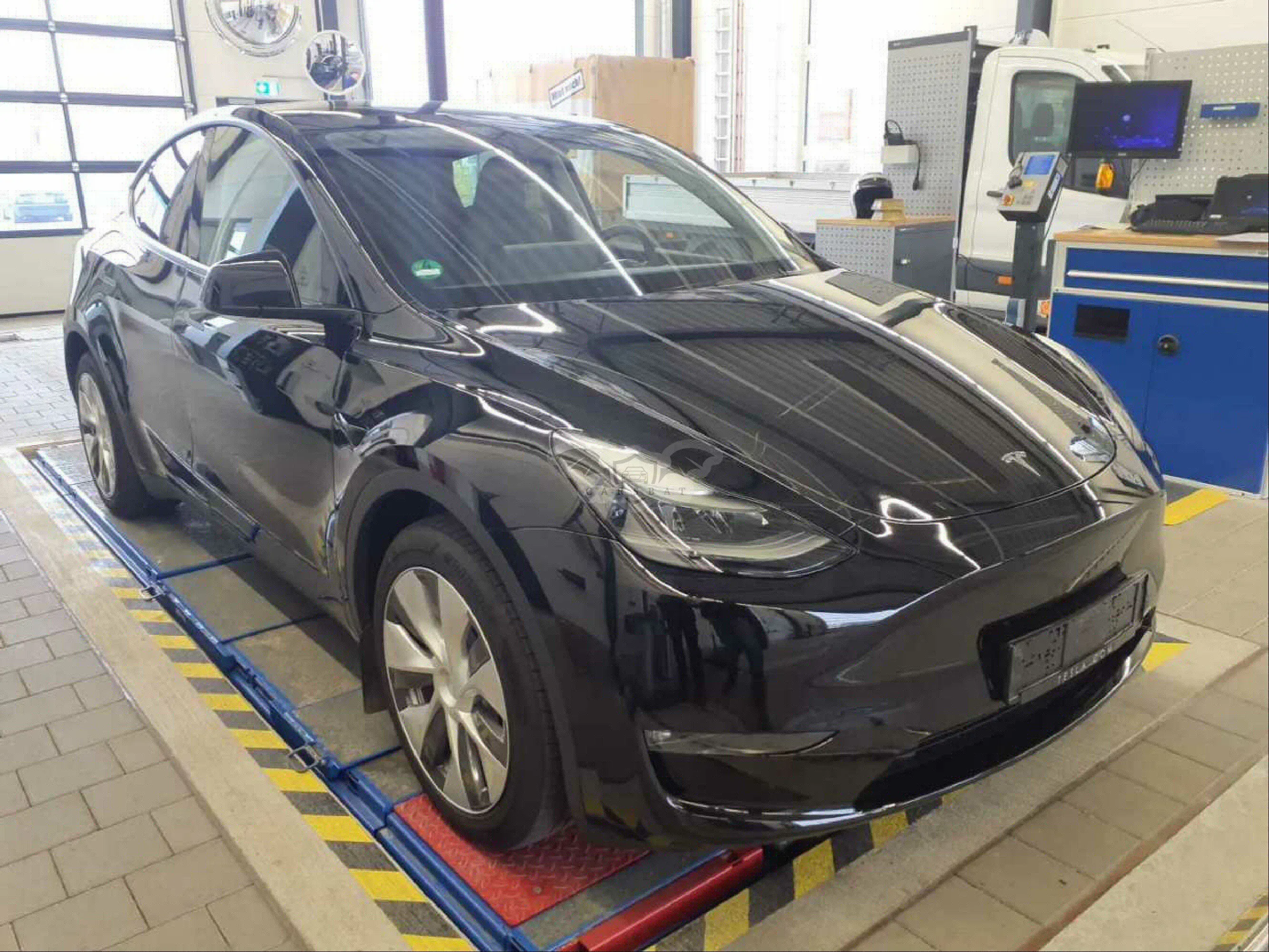 Tesla Model Y Long Range 2023