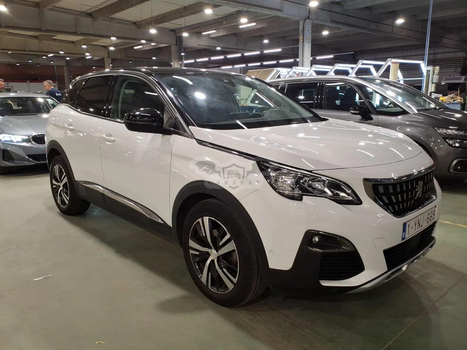Peugeot 3008 1.2i Allure 2020