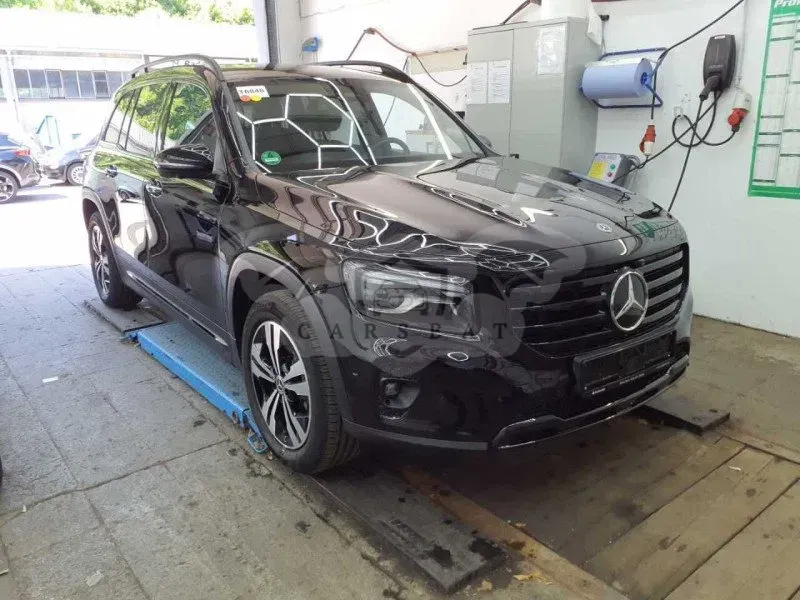 Mercedes-Benz GLB 180 Progressive 2024