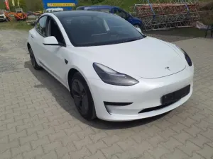Tesla Model 3 Standard Range 2023