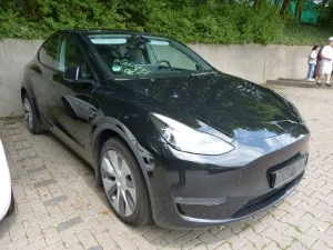 Tesla Model Y Long Range 2023