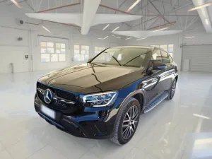 Mercedes-Benz GLC Coupé 300de Business 2022