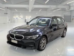 BMW 3 Series Touring 330e Sport 2021